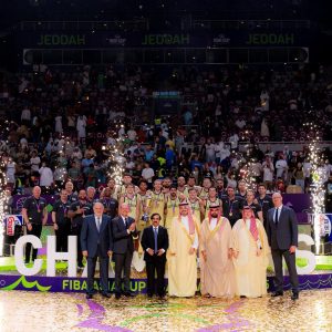 بن جلوي يتوج أستراليا بكأس آسيا لكرة السلة 2025 في جدة