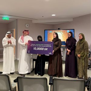 بالتعاون مع «دار الحكمة» اتحاد السلة يكرم مصممة ميدالية كأس آسيا للرجال